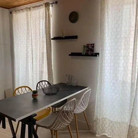 L'Appart De La Liberte Millau Extérieur photo